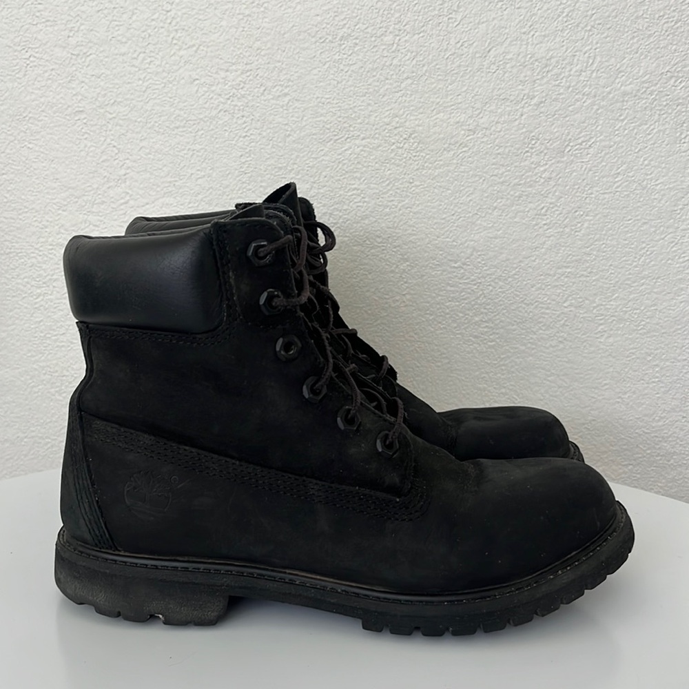 Timberland Women’s 6-INCH PREMIUM WATERPROOF BOOTS Black Suede Size 8.5